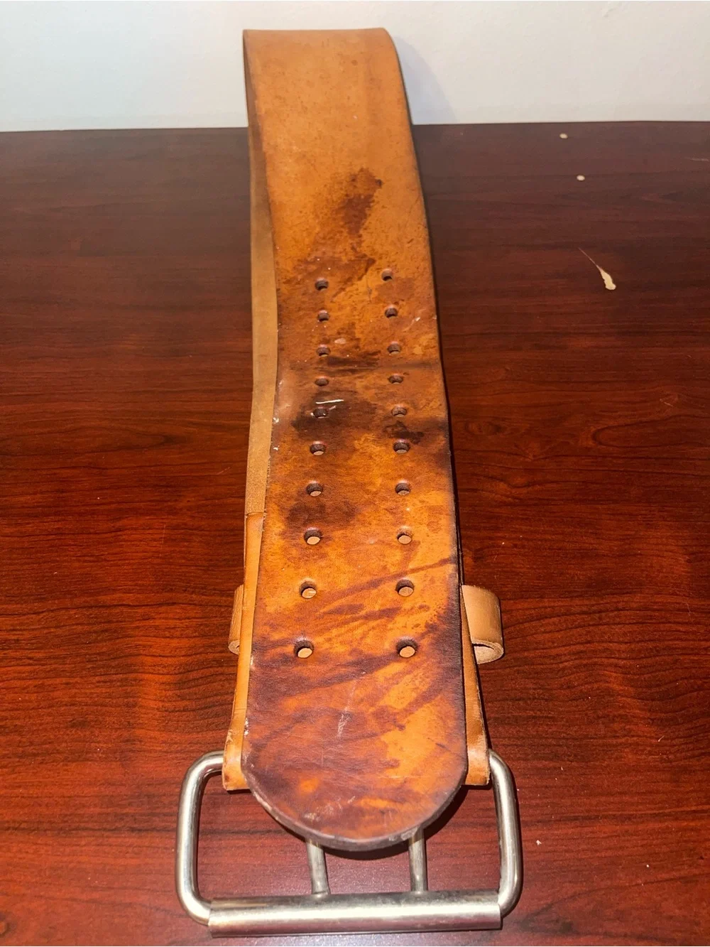 Large Tan Leather Tool Belt Pouch with Heavy-Duty Rivets - Picture 8 of 9